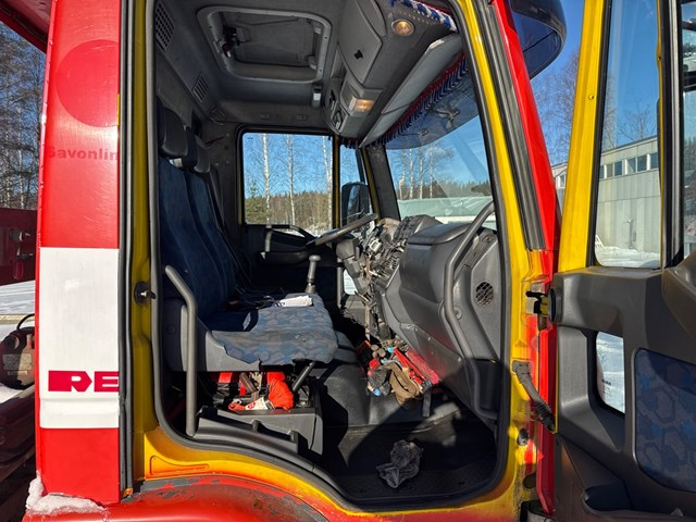 Iveco Muut erikoiskäyttöön tarkoitetut ajoneuvot (SG) 2 2004. Lot# 50473413. VIN ZCFA1EF1202431889. Photo 1