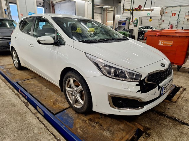 Kia Ceed 2016. Lot# 50475786. VIN U5YHN516GGL270381. Photo 1