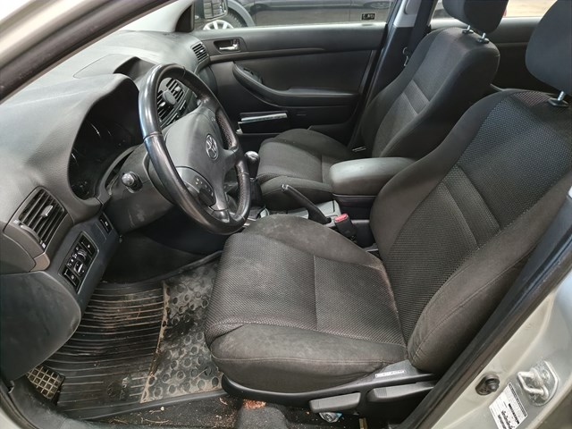 Toyota Avensis 2005. Lot# 50477122. VIN SB1EJ56LX0E048081. Photo 1