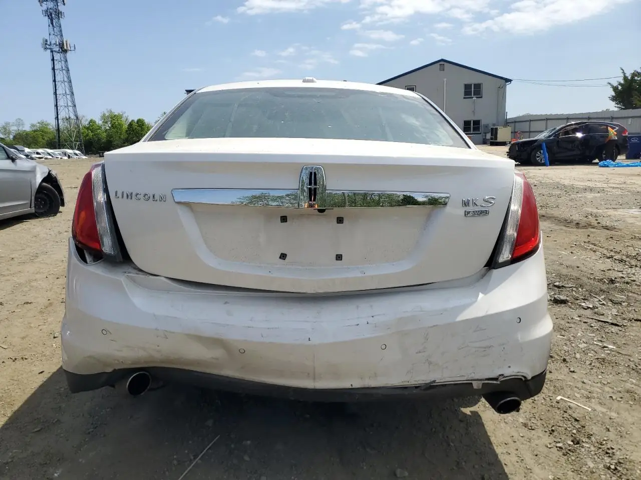 LINCOLN MKS 2010 WHITE Photo 9