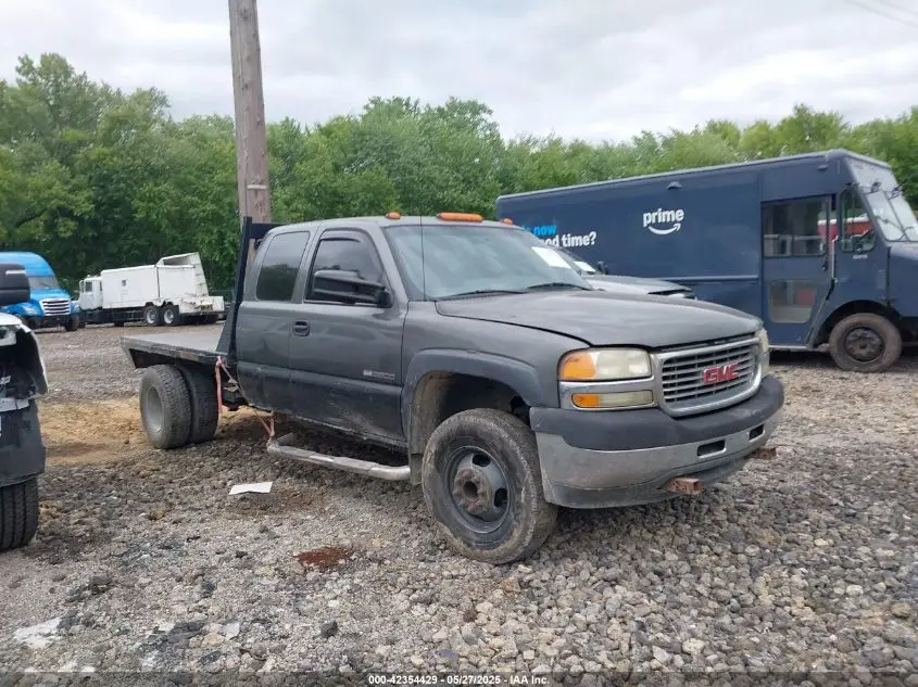 GMC SIERRA 3500 CHASSIS 2002. Lot# 42354429. VIN 1GDJC39U12F183181. Photo 1