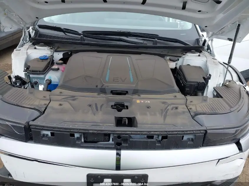 HYUNDAI IONIQ 5 2024 WHITE Photo 2