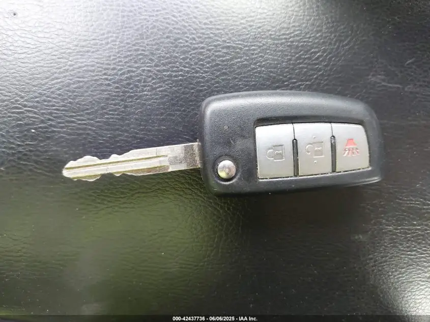 NISSAN ROGUE 2016  Photo 3