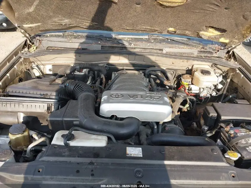 TOYOTA 4RUNNER 2003 GOLD Photo 2