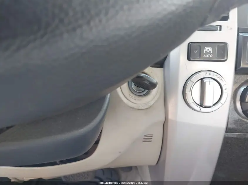 TOYOTA 4RUNNER 2003 GOLD Photo 3