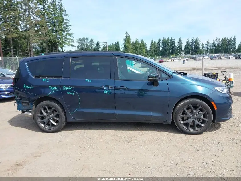 CHRYSLER PACIFICA 2023  Photo 6
