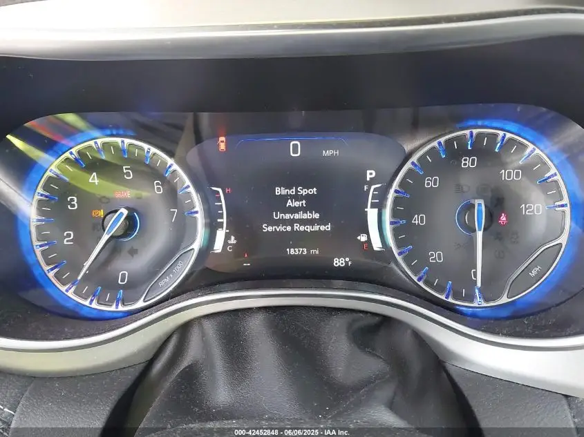 CHRYSLER PACIFICA 2023  Photo 15