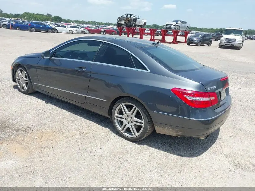 MERCEDES-BENZ E 350 2011  Photo 5