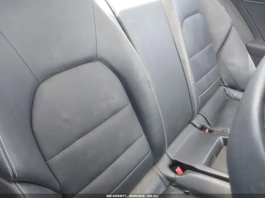 MERCEDES-BENZ E 350 2011  Photo 10