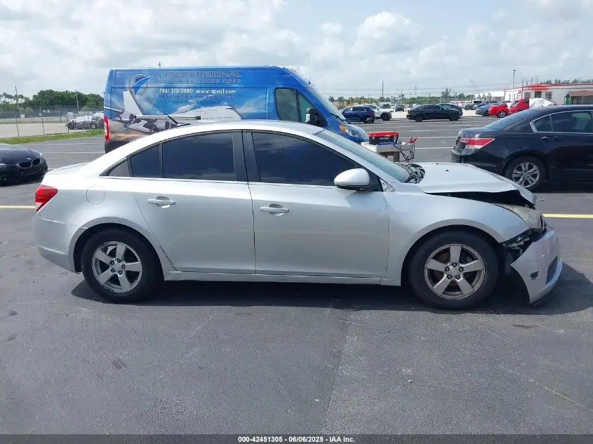 CHEVROLET CRUZE 2012  Photo 5