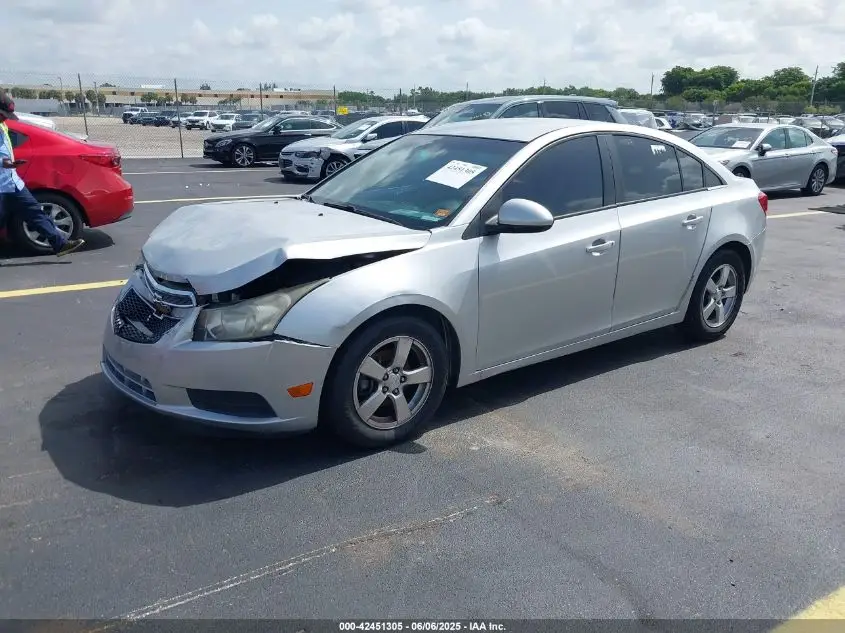 CHEVROLET CRUZE 2012  Photo 9