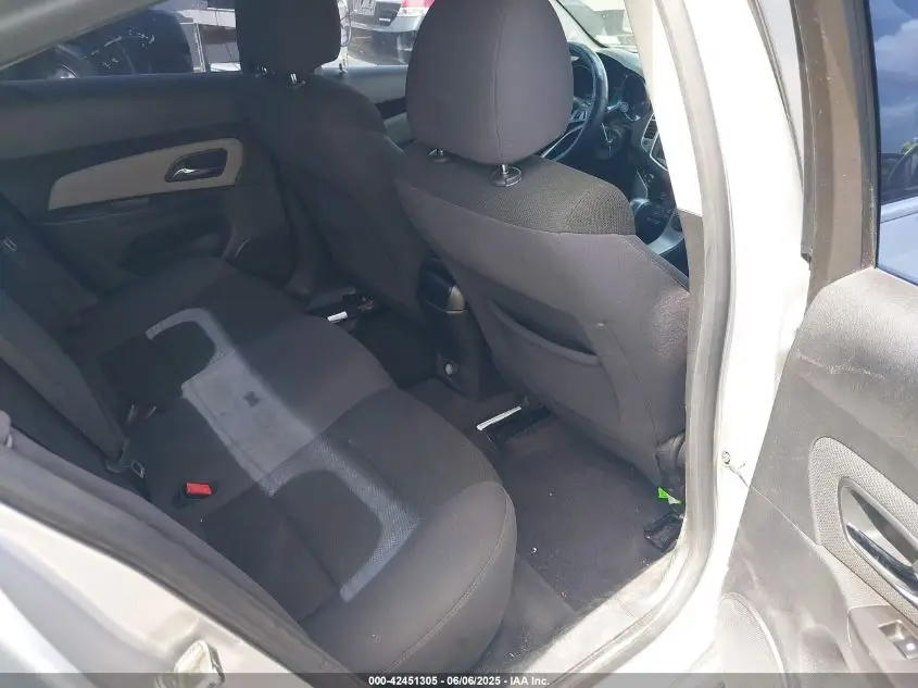 CHEVROLET CRUZE 2012  Photo 15