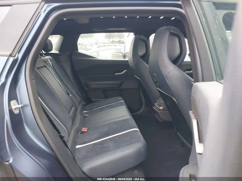 FISKER OCEAN 2023 BLUE Photo 17