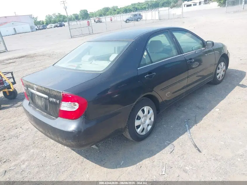 TOYOTA CAMRY 2003  Photo 6