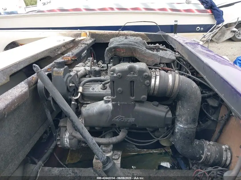 ELIMINATOR OTHER 1999 WHITE Photo 2