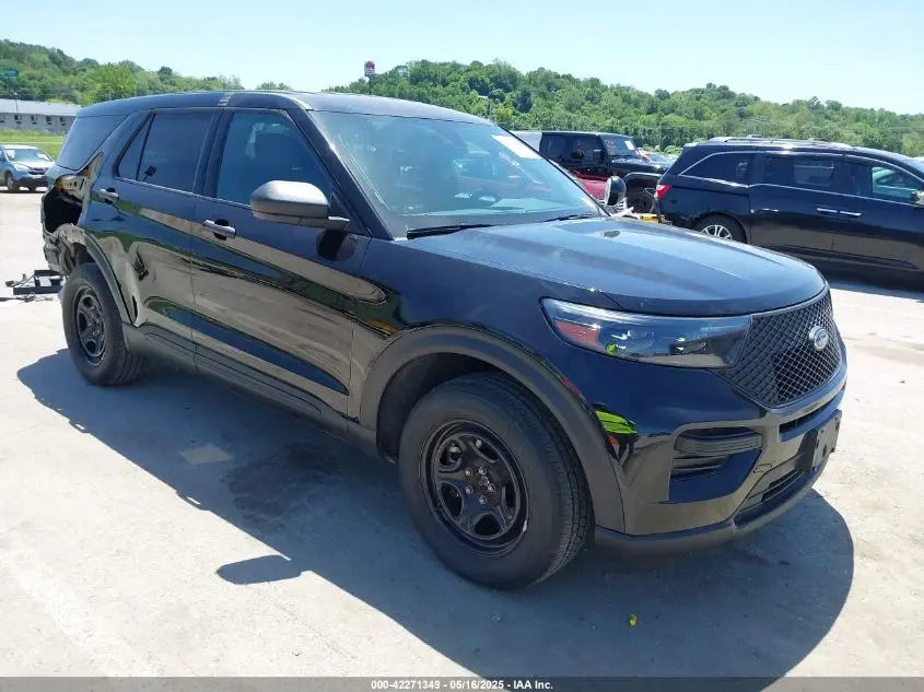 FORD POLICE INTERCEPTOR 2023. Lot# 42271349. VIN 1FM5K8AB6PGA03741. Photo 1