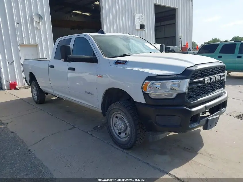 RAM 2500 2022. Lot# 42450237. VIN 3C6UR5HJ2NG202690. Photo 1