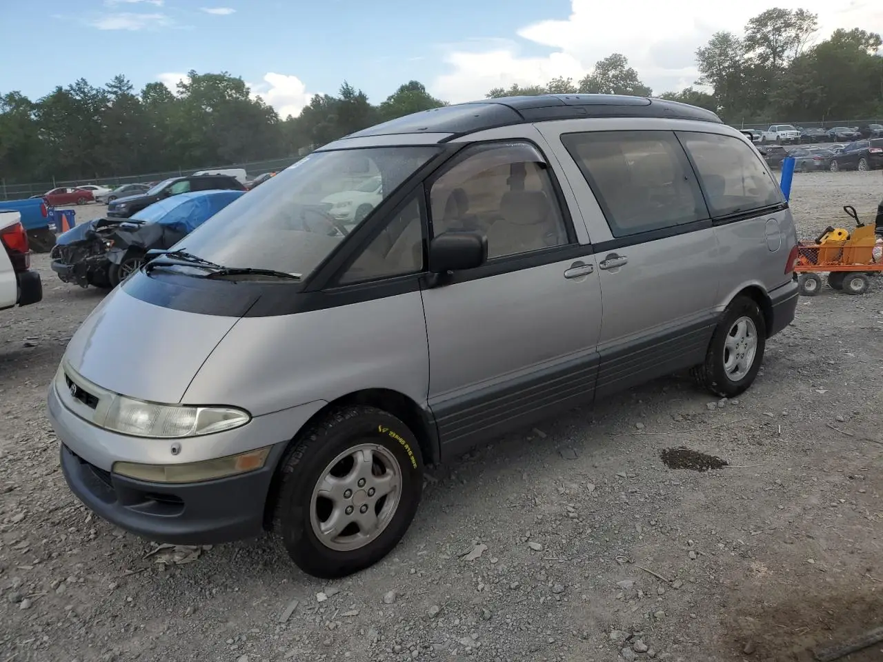 TOYOTA ESTIMA 1994. Lot# 61230455. VIN TCR210047402. Photo 1