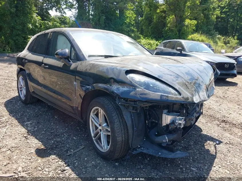 PORSCHE MACAN 2025. Lot# 42562637. VIN WP1AA2A5XSLB03837. Photo 1