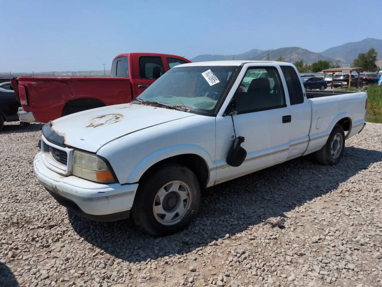 GMC SONOMA 1998. Lot# 60378985. VIN 1GTCS1942W8533805. Photo 1