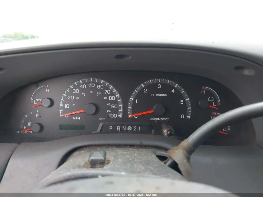 FORD F-150 2000  Photo 9