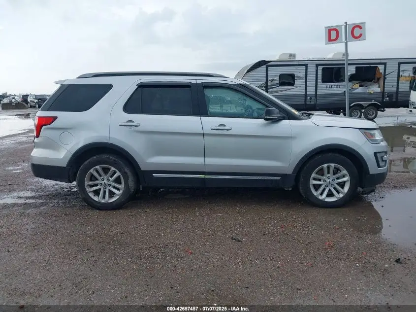 FORD EXPLORER 2017 SILVER Photo 4