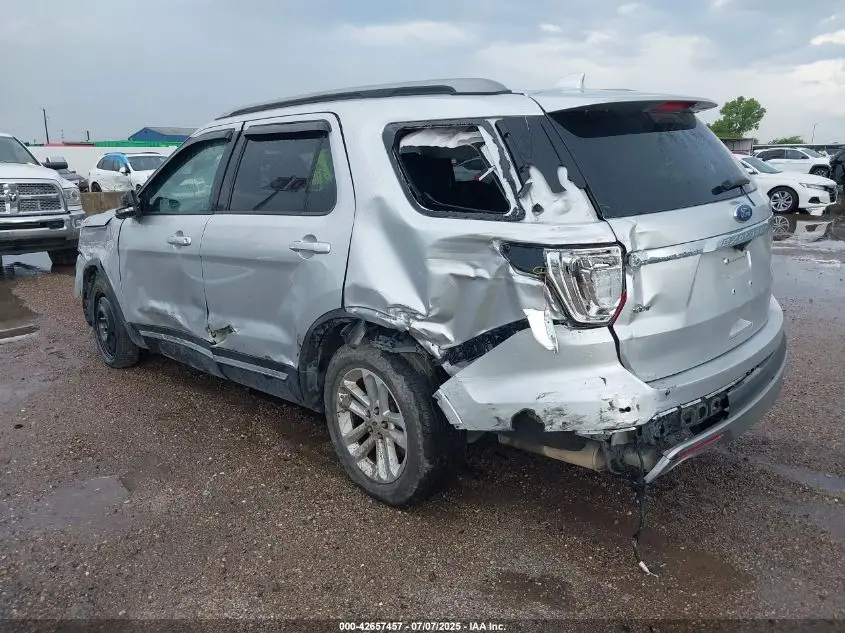 FORD EXPLORER 2017 SILVER Photo 10