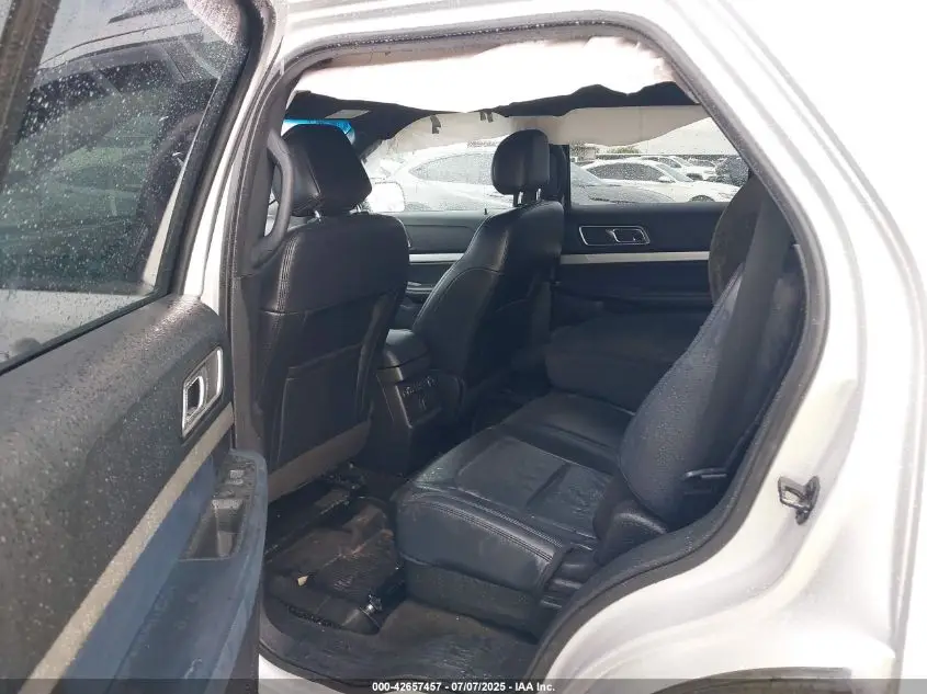 FORD EXPLORER 2017 SILVER Photo 15