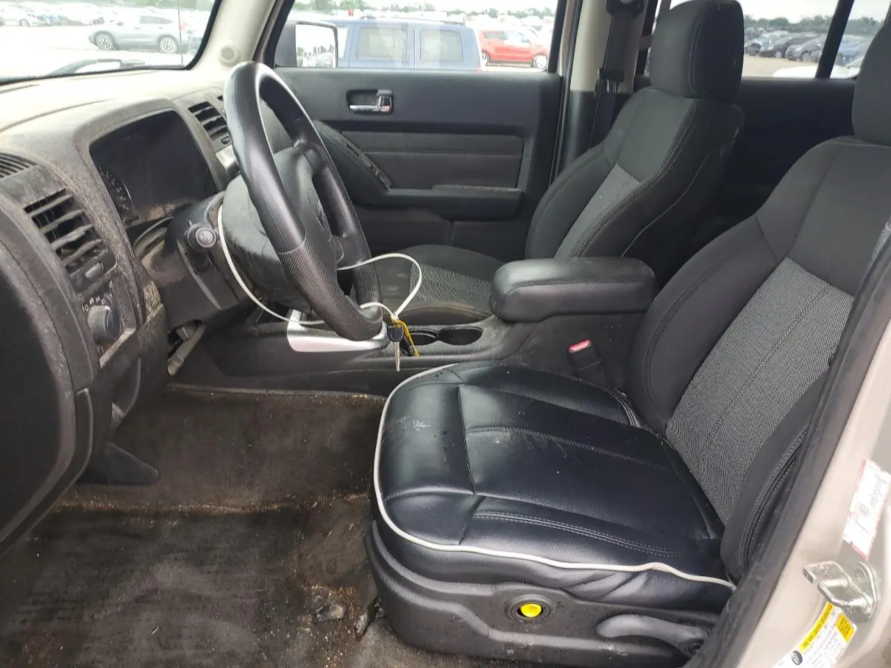 HUMMER H3 2008 TAN Photo 12