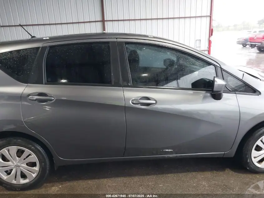 NISSAN VERSA NOTE 2019 GRAY Photo 5