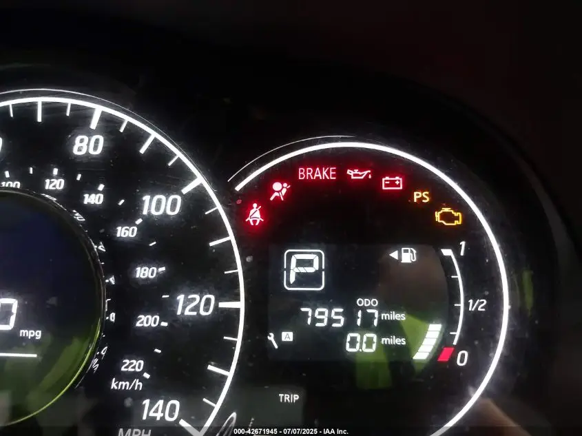 NISSAN VERSA NOTE 2019 GRAY Photo 7