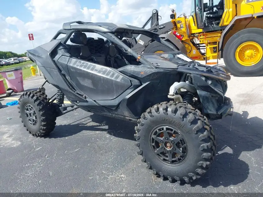 CAN-AM MAVERICK R 2024. Lot# 42787407. VIN 3JB8LAT49RE000214. Photo 1