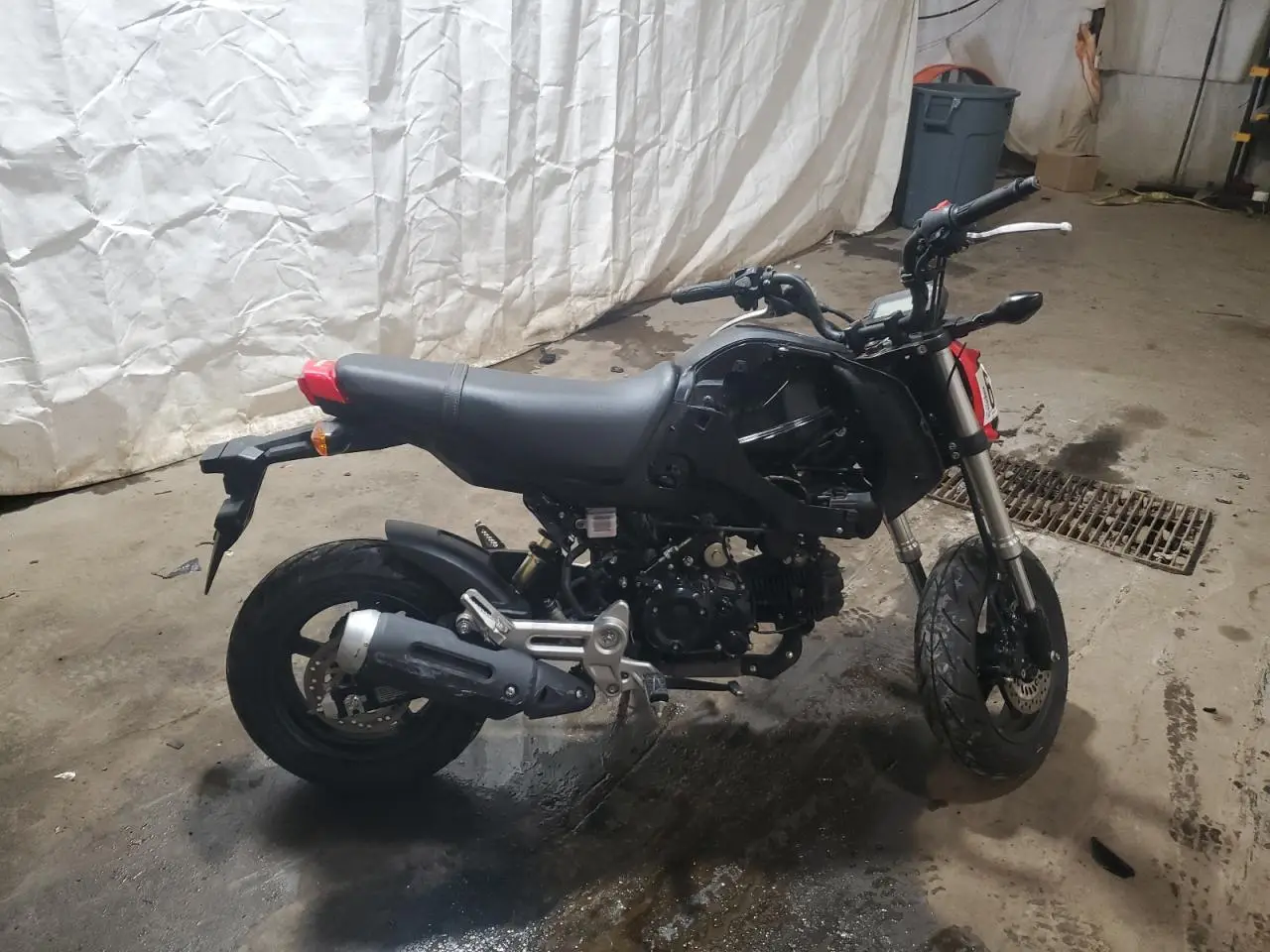 HONDA GROM 2023. Lot# 67225745. VIN MLHJC9214P5100246. Photo 1
