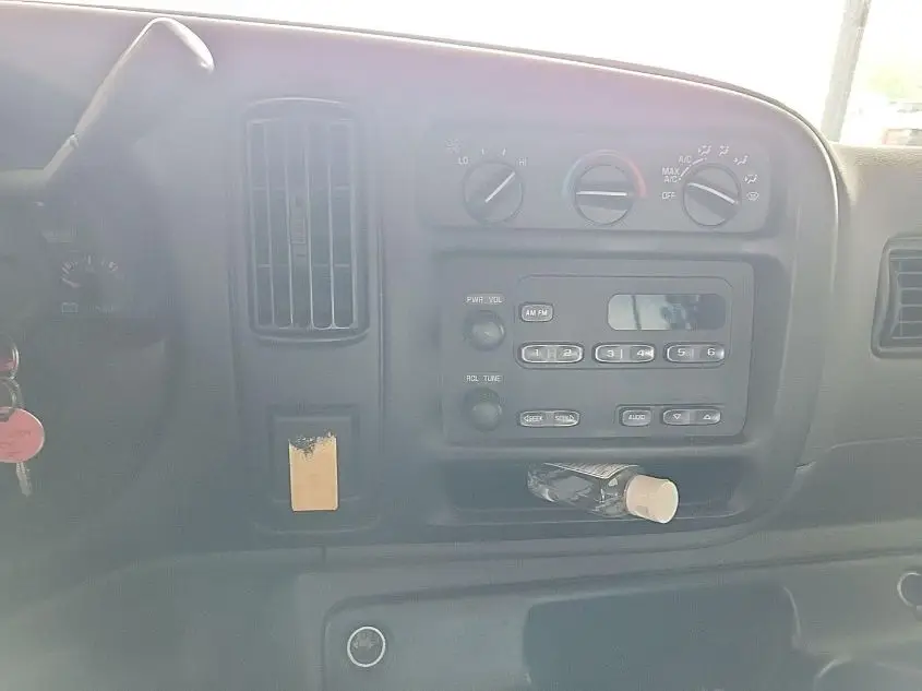 GMC SAVANA 2001. Lot# 42900566. VIN 1GTEG15W111156824. Photo 1