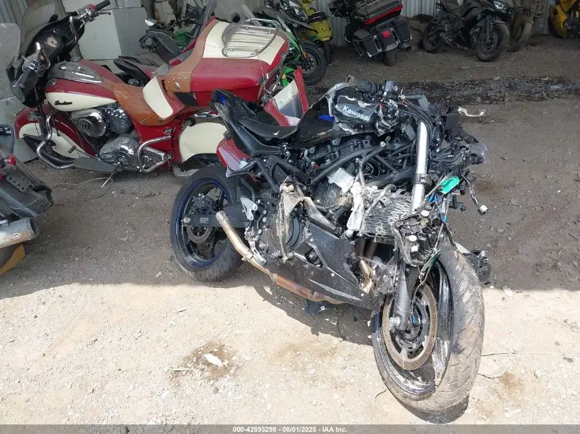 KAWASAKI EX500 2025. Lot# 42893298. VIN ML5EXGJ13SDA48344. Photo 1