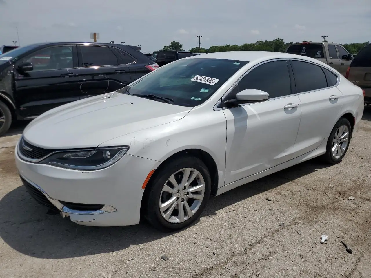 CHRYSLER 200 2015. Lot# 66435995. VIN 1C3CCCAB5FN686171. Photo 1