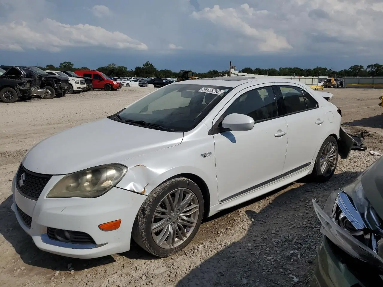 SUZUKI KIZASHI 2013. Lot# 66153295. VIN JS2RF9A83D6100133. Photo 1