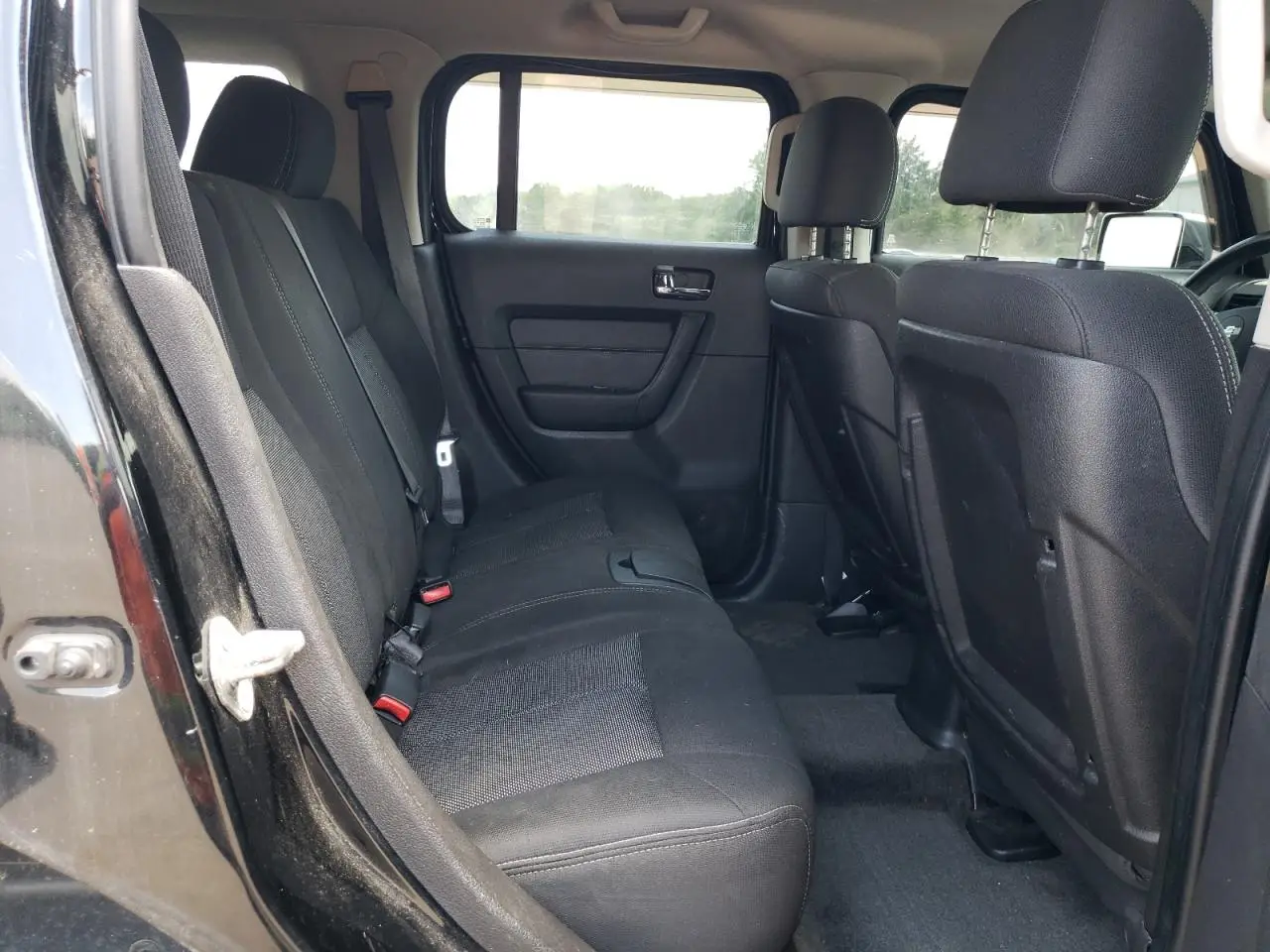 HUMMER H3 2010 BLACK Photo 3