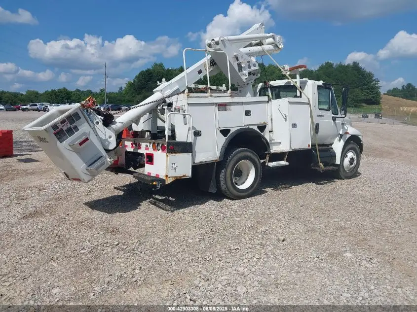 1HTMMAAL09H066330 INTERNATIONAL 4000 2009 WHITE Photo 4