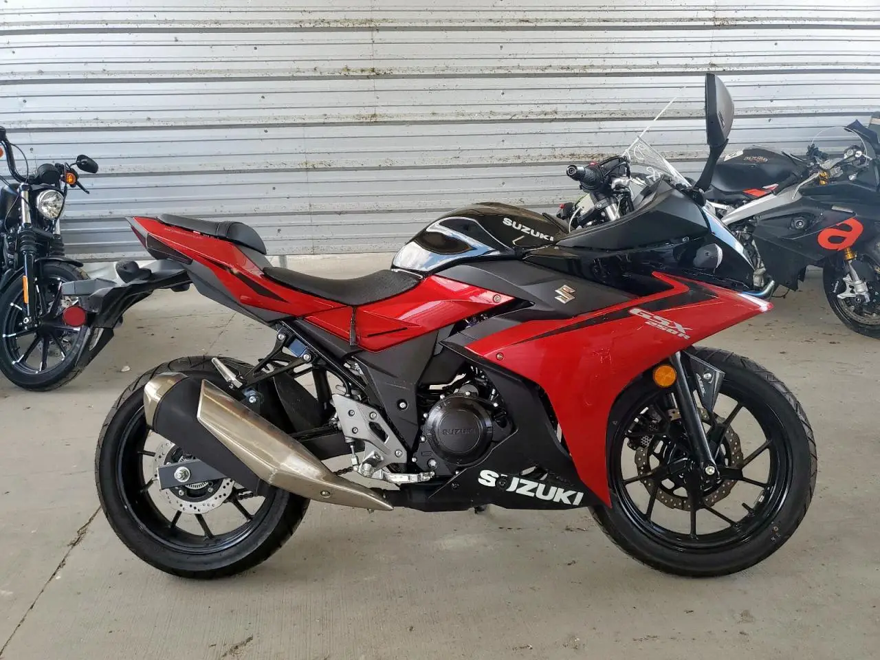 SUZUKI GSX250 2024. Lot# 67555555. VIN LC6DN11A9R1100049. Photo 1