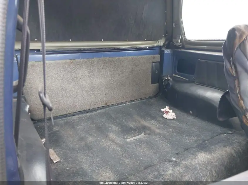 GEO TRACKER 1996 BLUE Photo 15