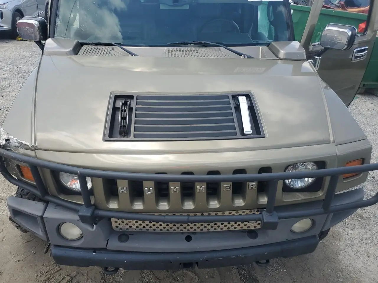 HUMMER H2 2005 GOLD Photo 4