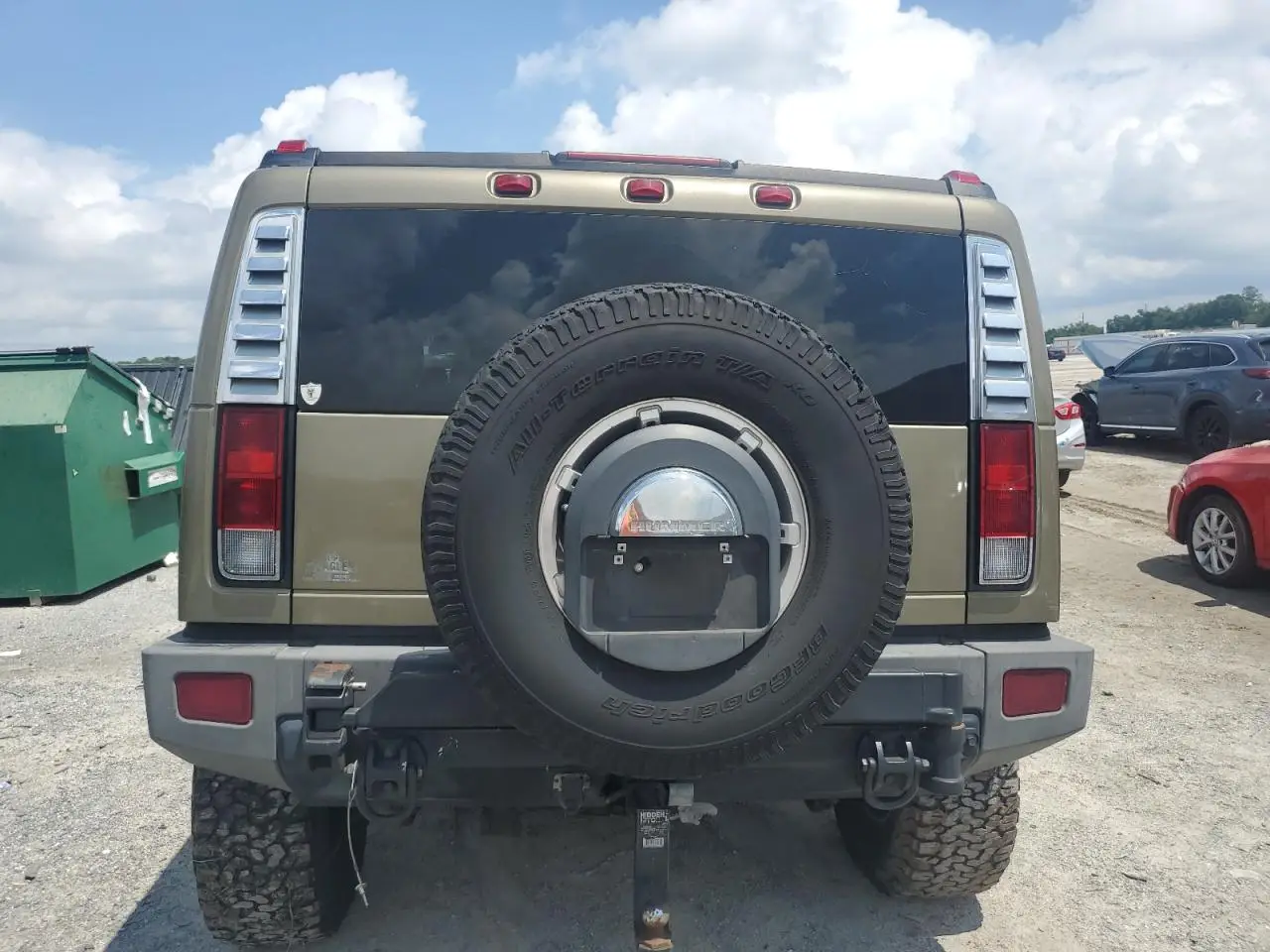 HUMMER H2 2005 GOLD Photo 10