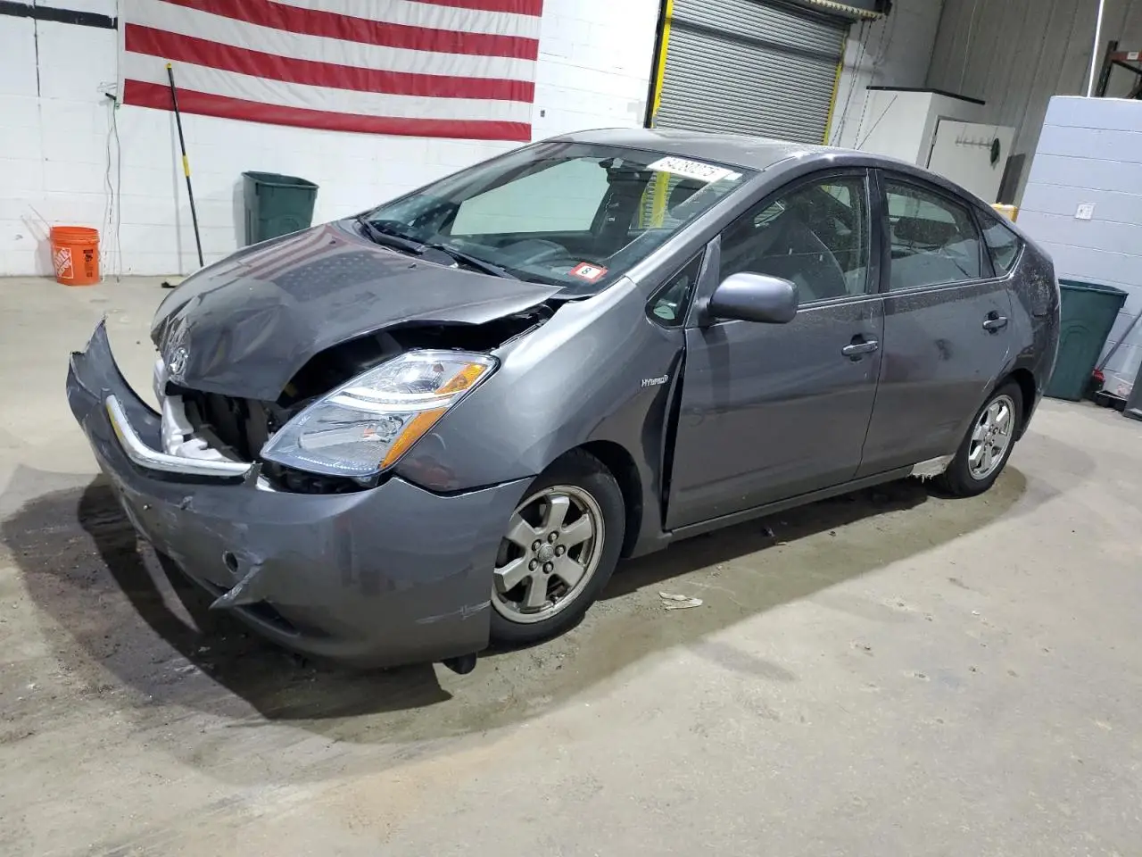 TOYOTA PRIUS 2006. Lot# 64280275. VIN JTDKB20U263184236. Photo 1