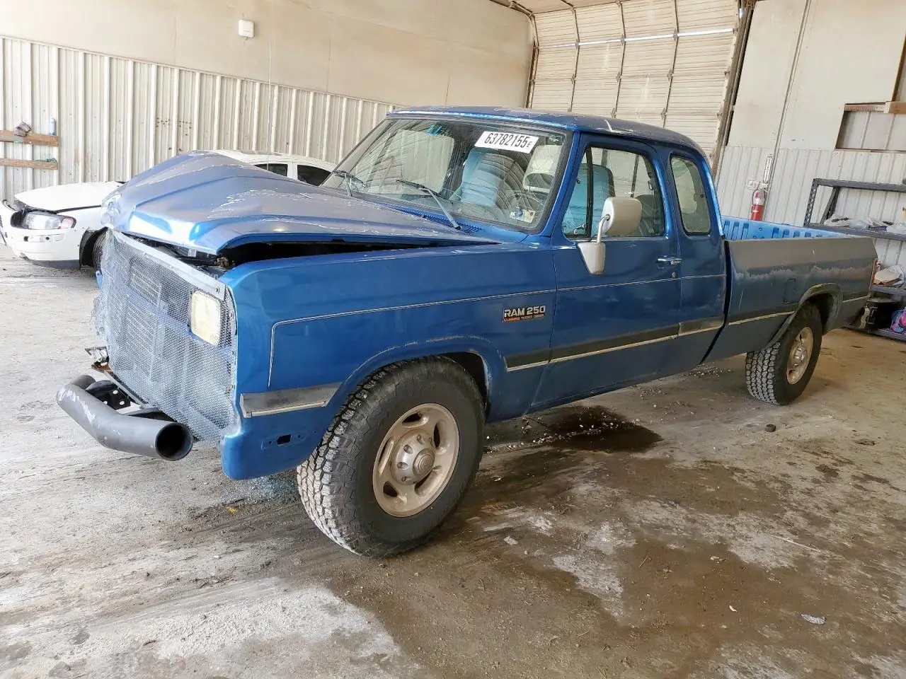 DODGE D SERIES 1992. Lot# 63782155. VIN 3B7KE23C1NM520918. Photo 1