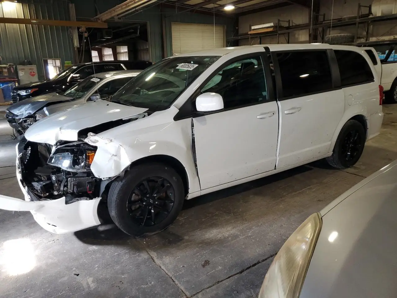 DODGE CARAVAN 2020. Lot# 68005835. VIN 2C4RDGEG8LR184706. Photo 1