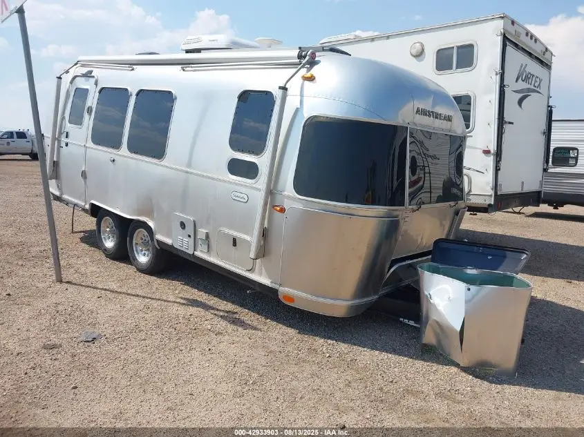 AIRSTREAM HUNTER 2022. Lot# 42933903. VIN 1STKNYG22NJ560685. Photo 1