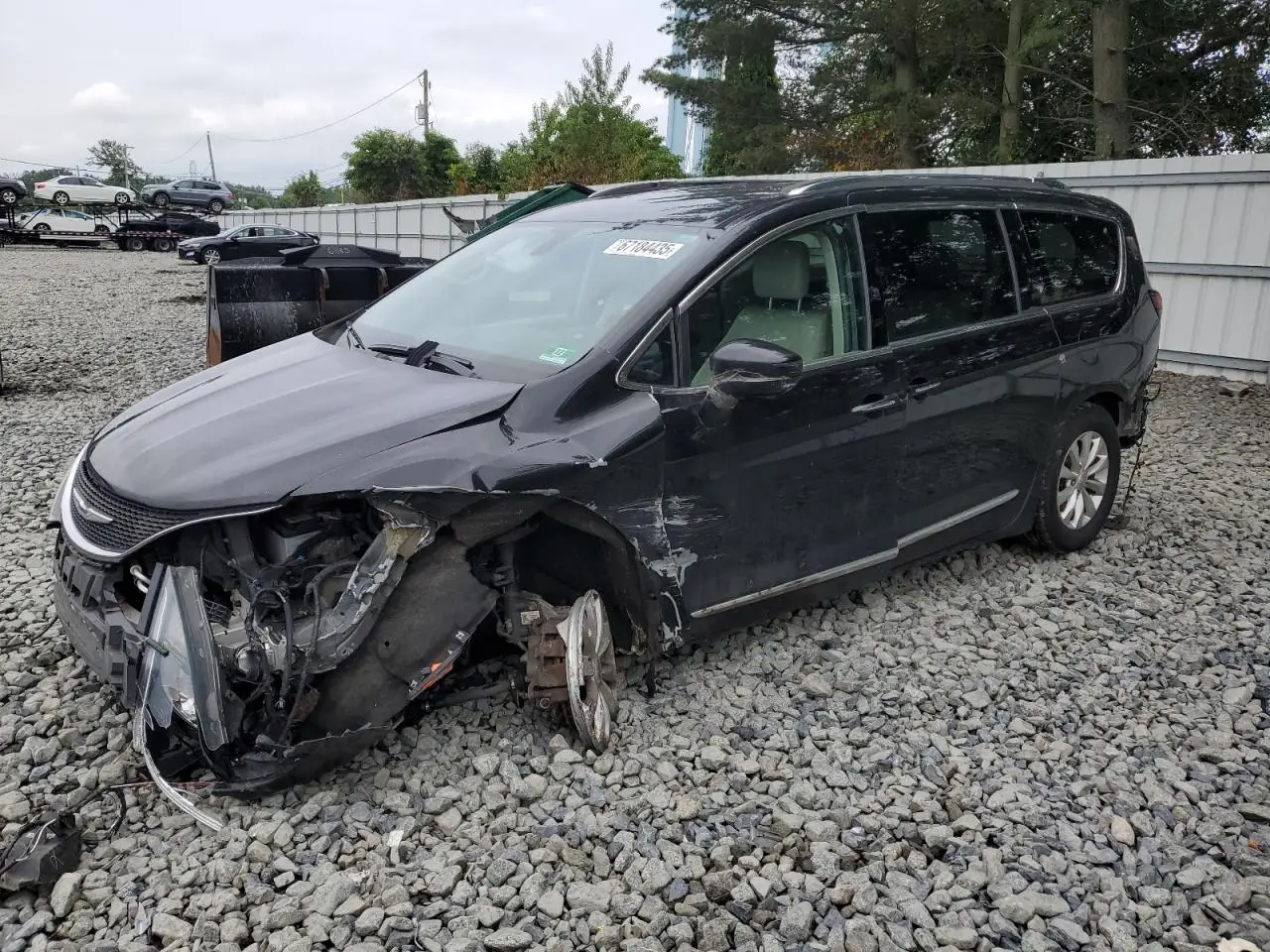 CHRYSLER PACIFICA 2018. Lot# 67184435. VIN 2C4RC1BG8JR317918. Photo 1