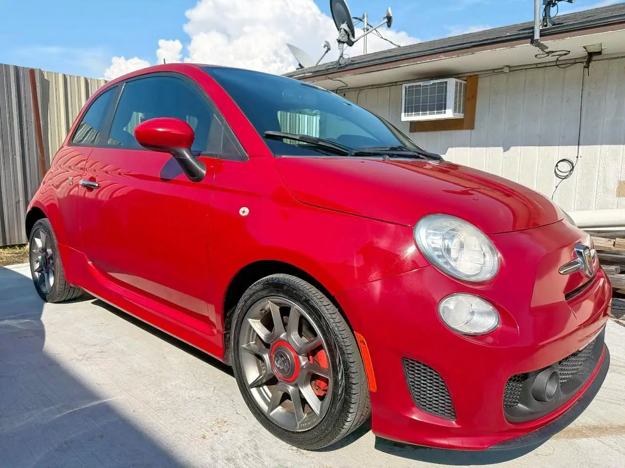 FIAT 500 2012. Lot# 69160605. VIN 3C3CFFFH8CT337233. Photo 1
