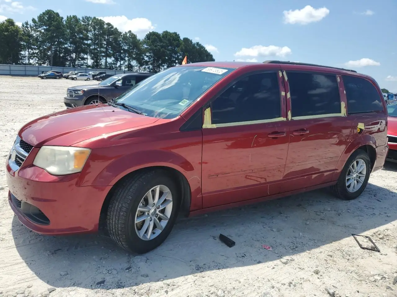 DODGE CARAVAN 2014. Lot# 68973805. VIN 2C4RDGCG5ER387896. Photo 1